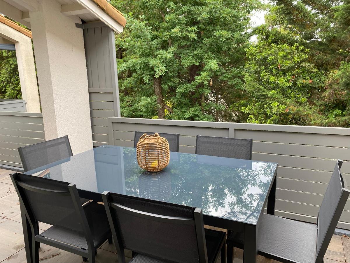Apartment A 100m De La Plage, Clim, Apercu Mer, Wifi, 2 Chambres, 2 Salles De Bains, 2wc *