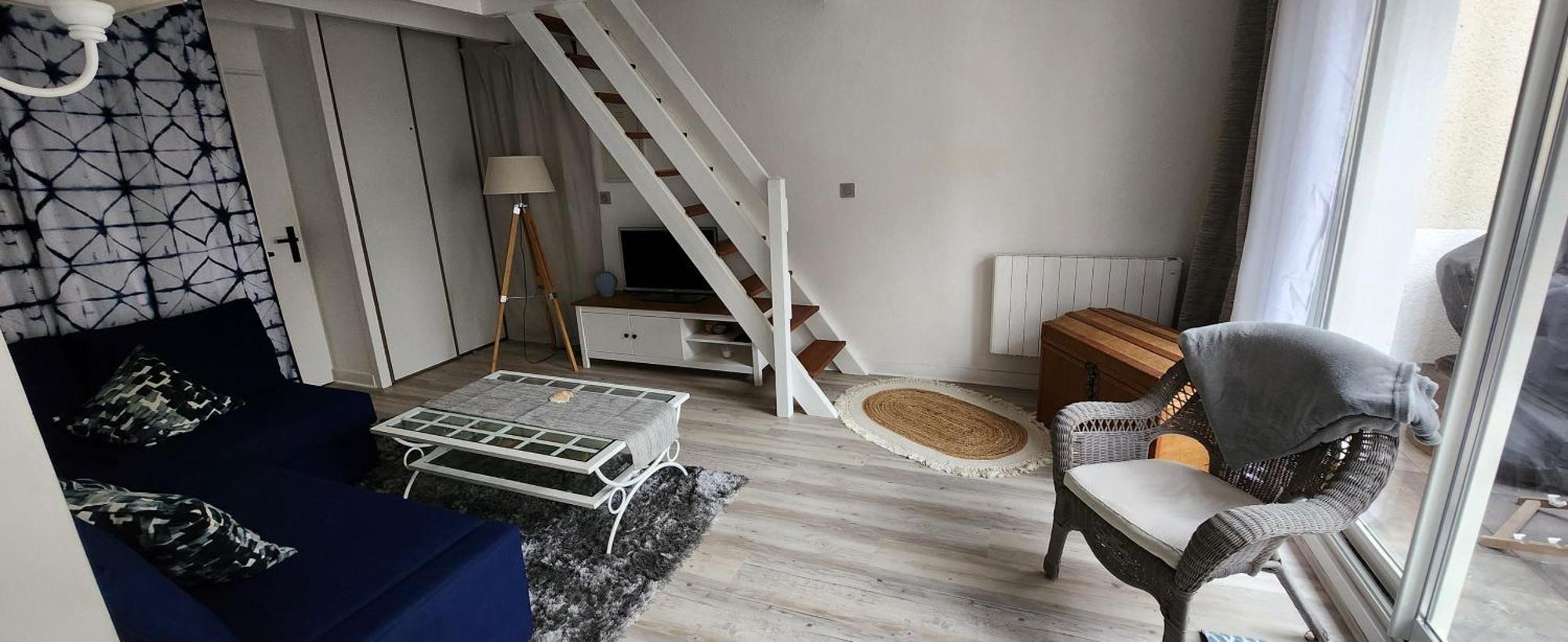 A 100m De La Plage, Clim, Apercu Mer, Wifi, 2 Chambres, 2 Salles De Bains, 2wc